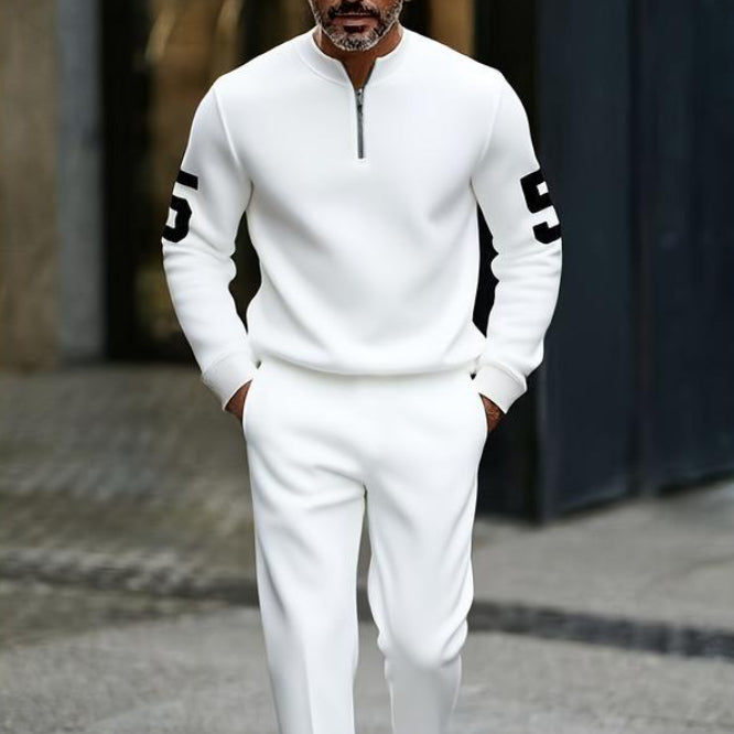 Casual Sporty Printed Set With A Half-zip Placket